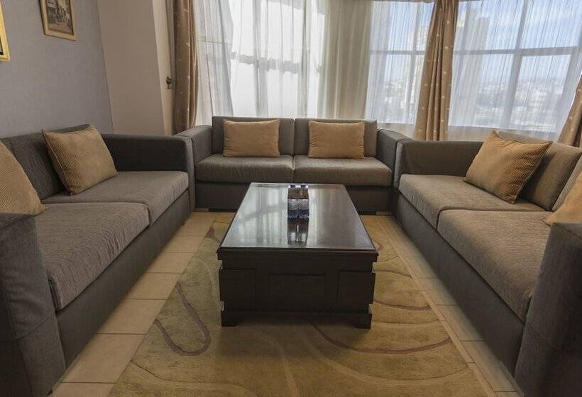 Апартаменты 3 Спальни, Sadeem Al Fajr Hotel Suites
