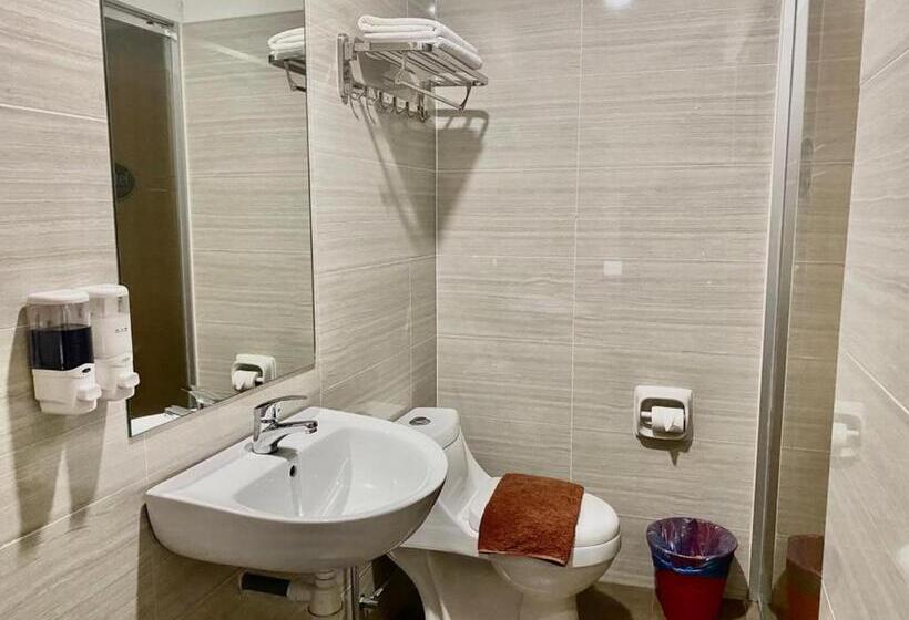 Номер Стандарт, Sh Hotel Kota Damansara
