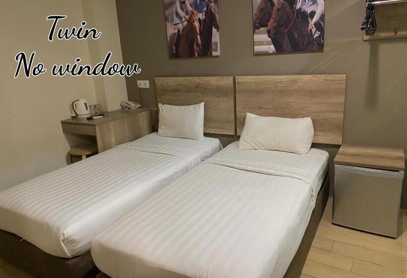 Номер Стандарт, Sh Hotel Kota Damansara