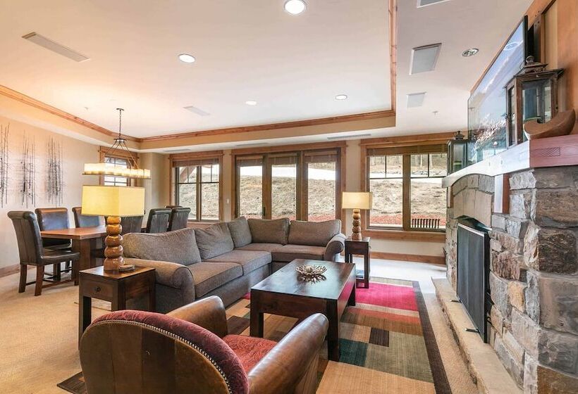 Апартаменты 3 Спальни, East West Hospitality Tahoe