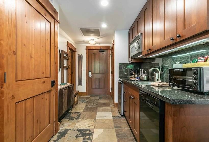 Студия Стандарт, East West Hospitality Tahoe