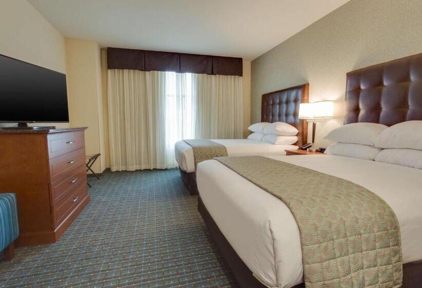 Люкс Адаптированный для Инвалидов, Drury Plaza Hotel St. Louis St. Charles