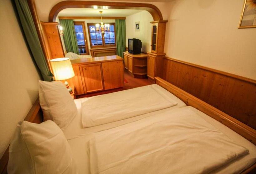 Номер Стандарт с Балконом, Heizmannshof Hotel & Restaurant