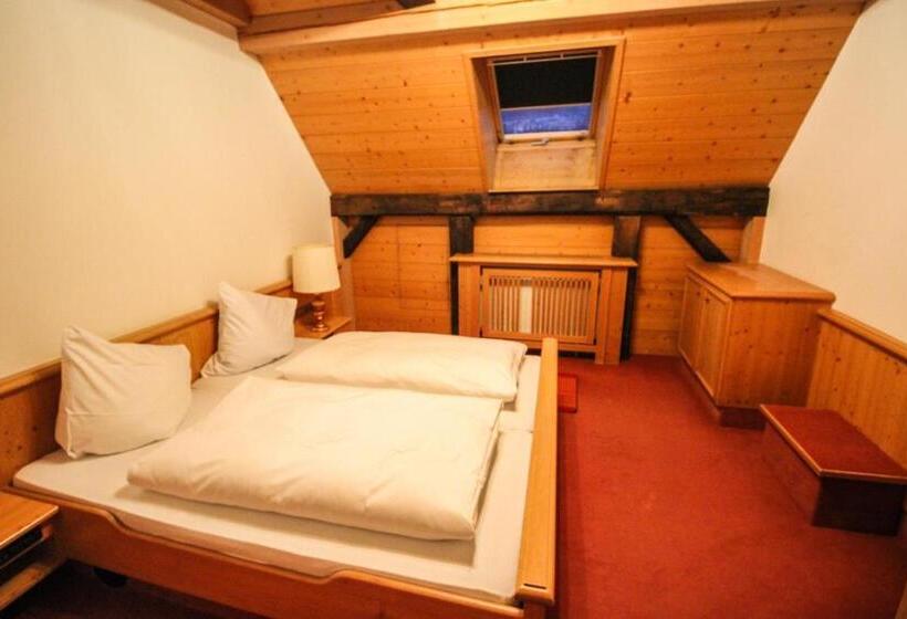 Четырехместный Номер Классик, Heizmannshof Hotel & Restaurant