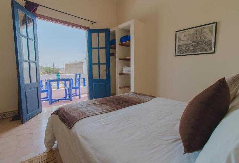 Номер Стандарт Вид на Сад, Auberge Du Marabout