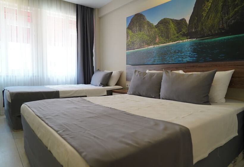 Camera Tripla Comfort, Antalya Dream