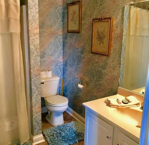 디럭스 스위트 킹 침대, Rabbit Creek Bed & Breakfast