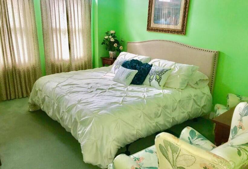 디럭스 스위트 킹 침대, Rabbit Creek Bed & Breakfast