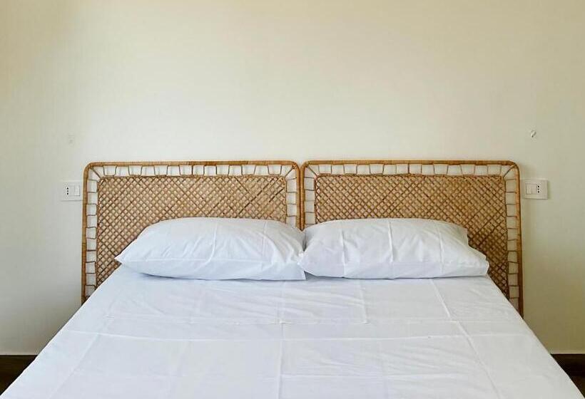 Номер Стандарт Вид на Бассейн, Guar Country Resort