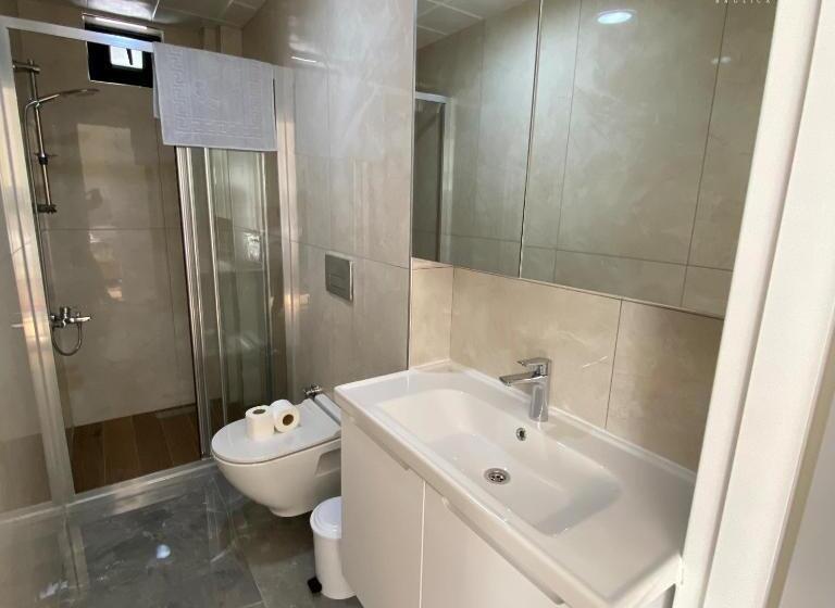 Номер Стандарт, Double Room With Bathroom And Breakfast