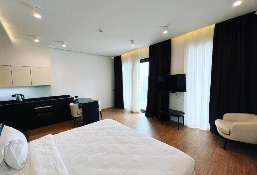 Студио Стандарт Вид на Сад, Sea Breeze White Villas 2