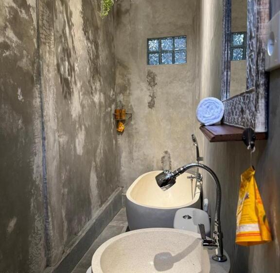 Номер Стандарт, Pranawa Guest House
