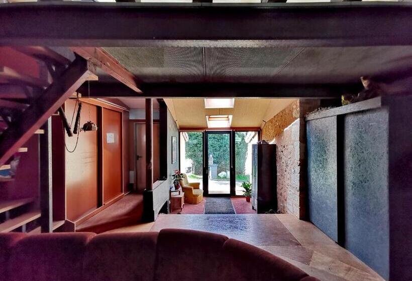 컴포트 트리플 룸, Chambres Des Forges