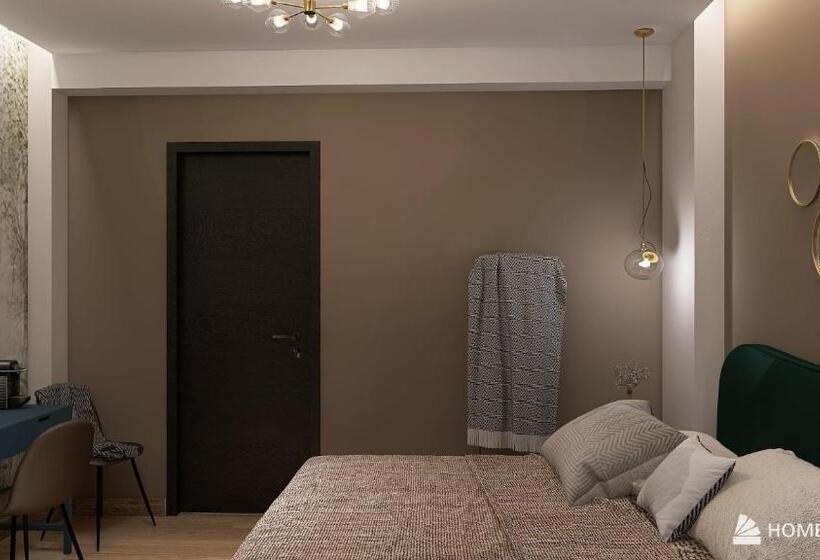 اتاق لوکس, Napoli Central Capodichino B&b