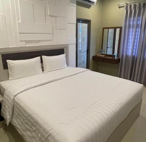 Номер Deluxe, Xten Guest House Near Harbour Bay Batam