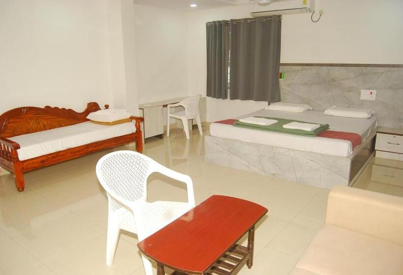 Трехместный Номер Deluxe, Sri Kakateeya Grand Residency Bhadrachalam Hotel Residency Stay Rooms
