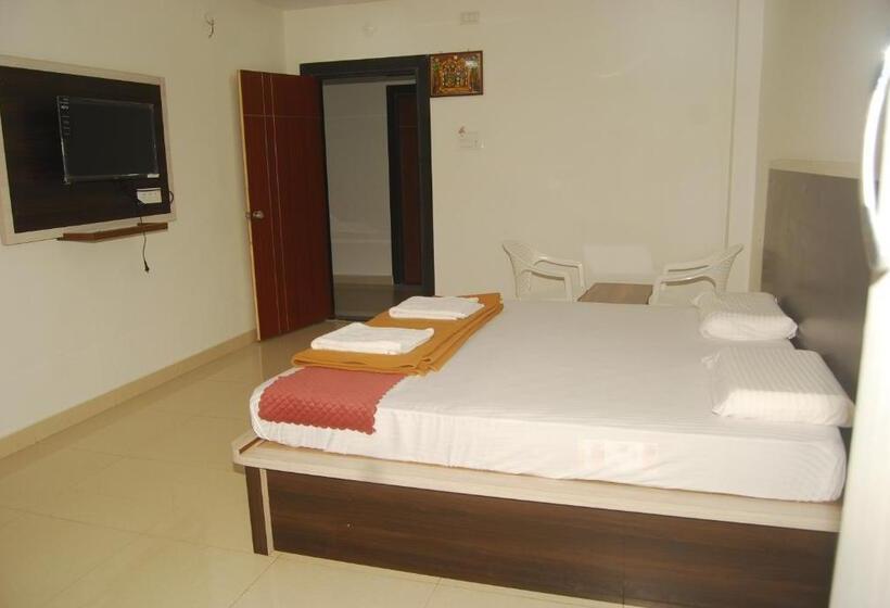 Номер Deluxe, Sri Kakateeya Grand Residency Bhadrachalam Hotel Residency Stay Rooms