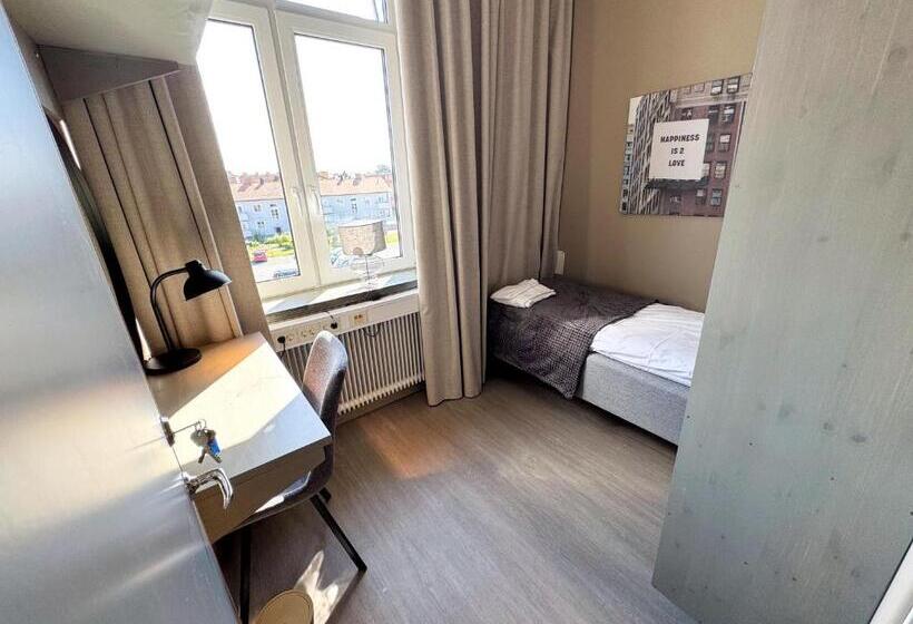 Номер Стандарт Индивидуальный Совместная Ванная, My Hostel Lidköping