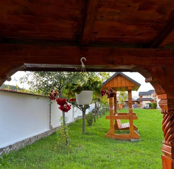 Номер Стандарт Вид на Сад, Casa Guriță