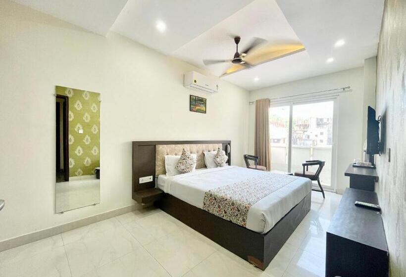 Номер Deluxe, Bagga Kuteer ! Haridwar होटल बग्गा कुटीर ஹோட்டல் பக்கா குடிசை Fully Air Conditioned Hotel, Lift Wifi