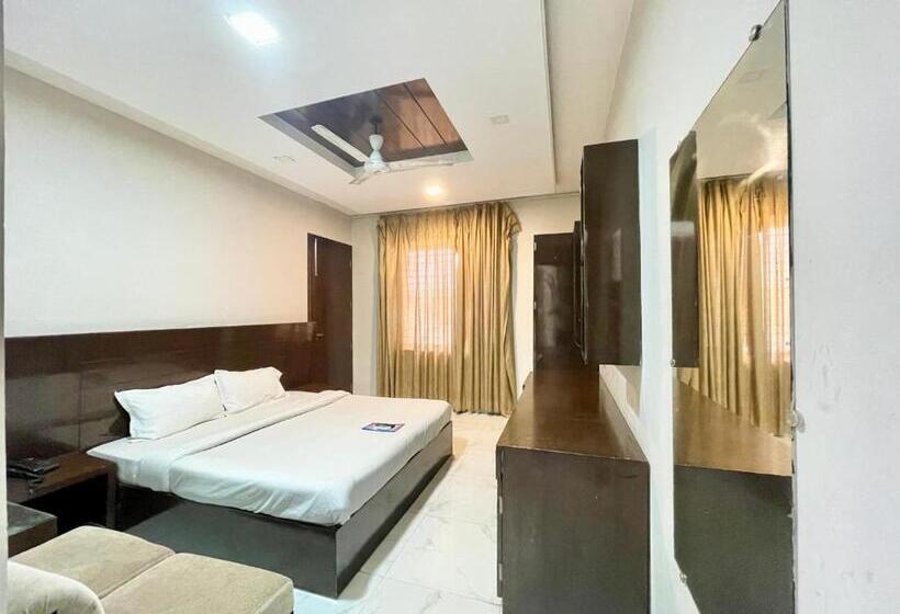 디럭스 룸, Ray Ban ! Haridwar होटल रे बन ரே பான் ஹோட்டல் Fully Air Conditioned Hotel, Lift Wifi And Parking Ava