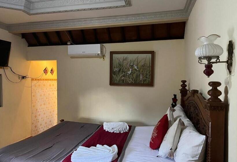 Семейный Номер Вид на Сад, Rodja Homestay