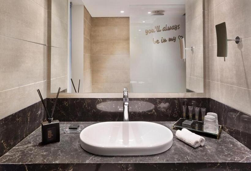 스탠다드 룸, Publica Isrotel, Autograph Collection