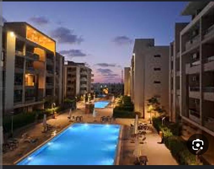 آپارتمان 2 خوابه با بالکن, Grand Hils