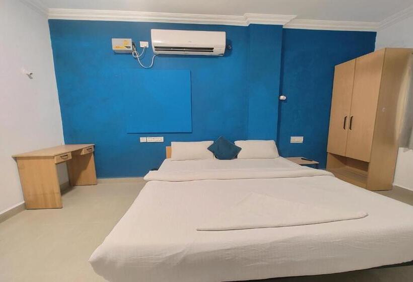 Номер Deluxe, Sai Inn Executive