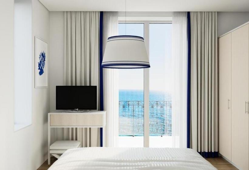 Апартаменты Deluxe 2 Спальни, A Mare Boutique Hotel & Spa