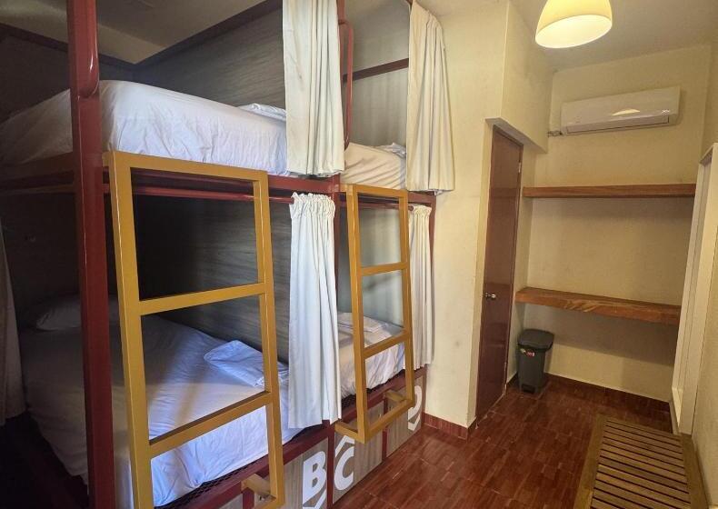 Кровать в Общей Комнате, Viajero Puerto Escondido Hostel