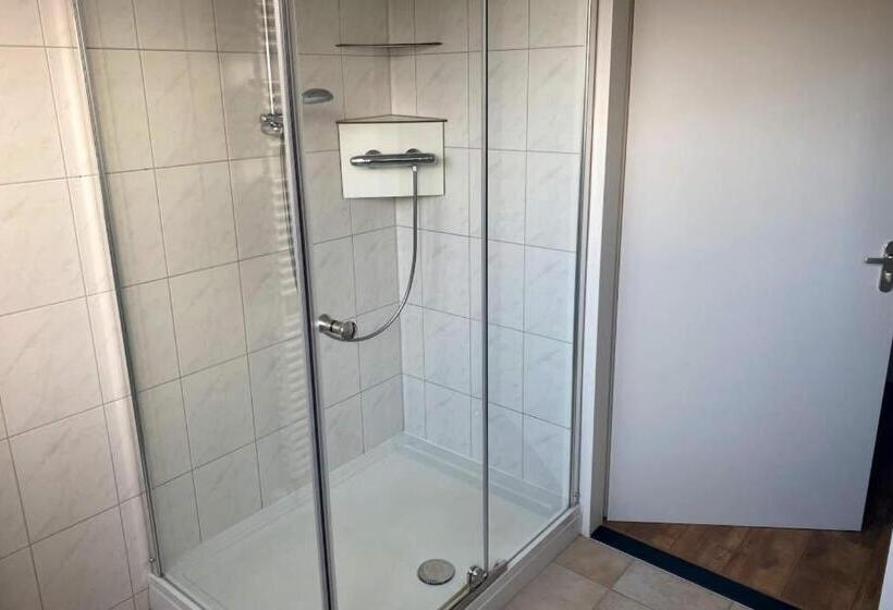 Апартаменты 4 Спальни, Hvz Narcis 10p