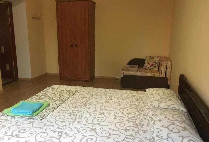 Номер Стандарт Трехместный, Veranda Guest House