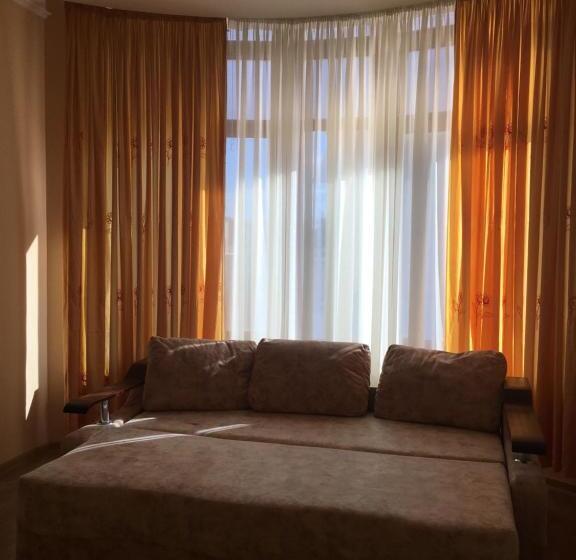 Четырехместный Номер Стандарт, Veranda Guest House