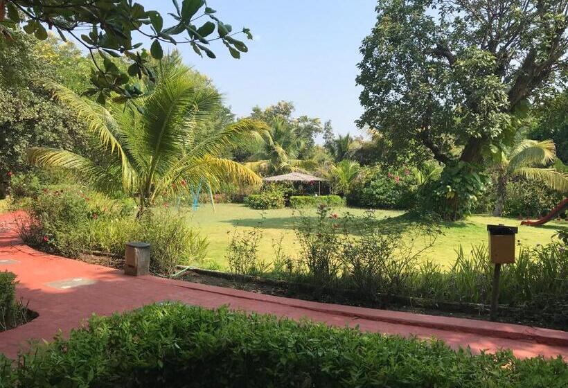 ガーデンビューデラックスルーム, Baaz Jungle Resort