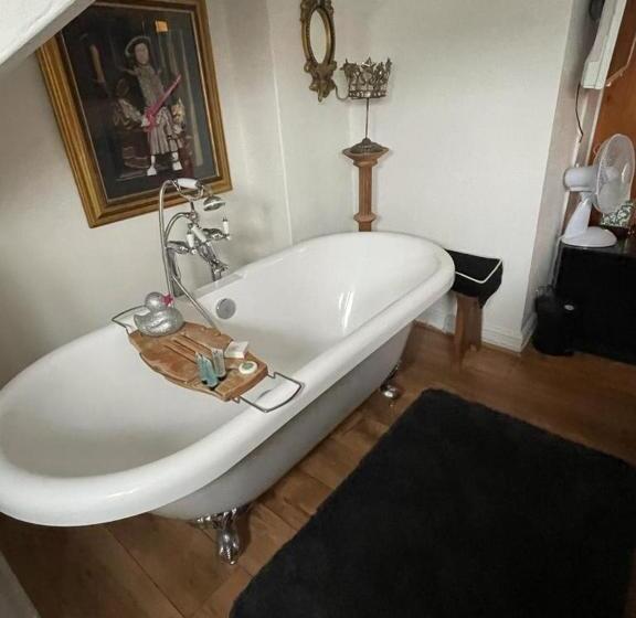 Номер Deluxe, Olivia House