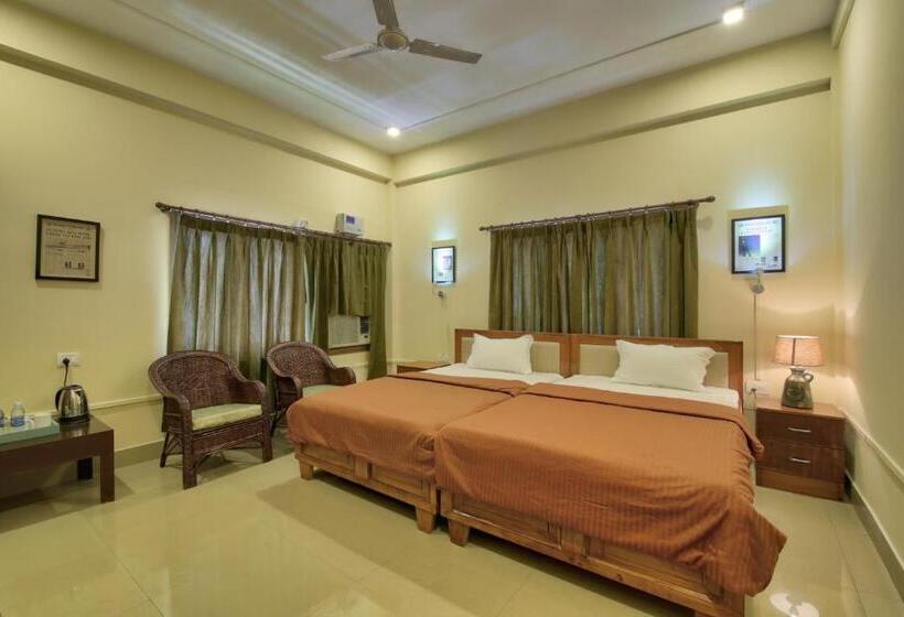 اتاق سوپریور با تخت بزرگ, Harmony House   A Boutique