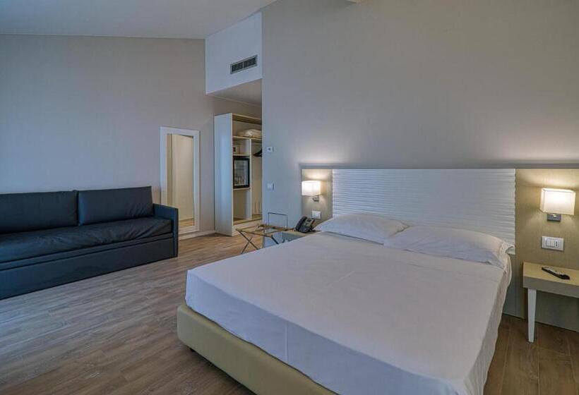 اتاق خانوادگی با چشم‌انداز باغ, Venere Di Erice Resort & Spa