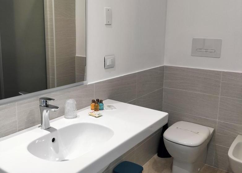 اتاق لوکس با بالکن و چشم‌انداز دریا, Venere Di Erice Resort & Spa