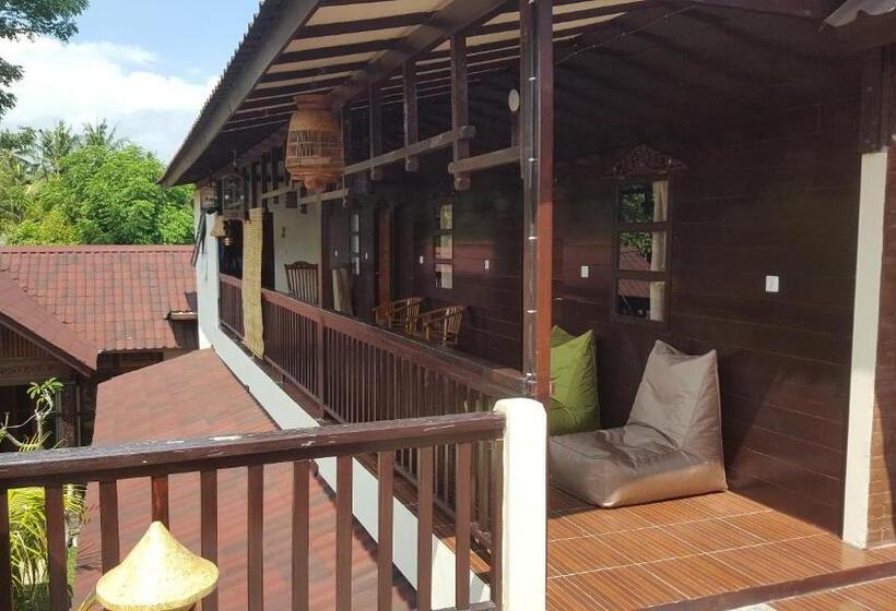 Номер Deluxe с Балконом, Gili Buana