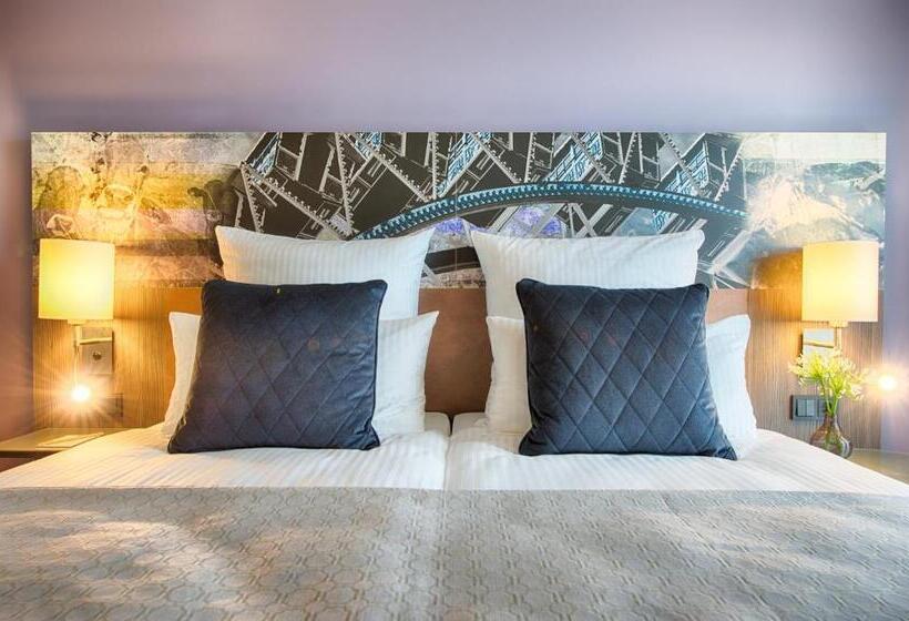 Номер Стандарт, Leonardo Hotel Munich City East