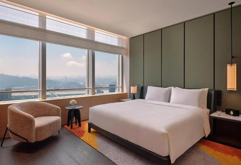 Deluxe люкс с видом на реку, Park Hyatt Changsha