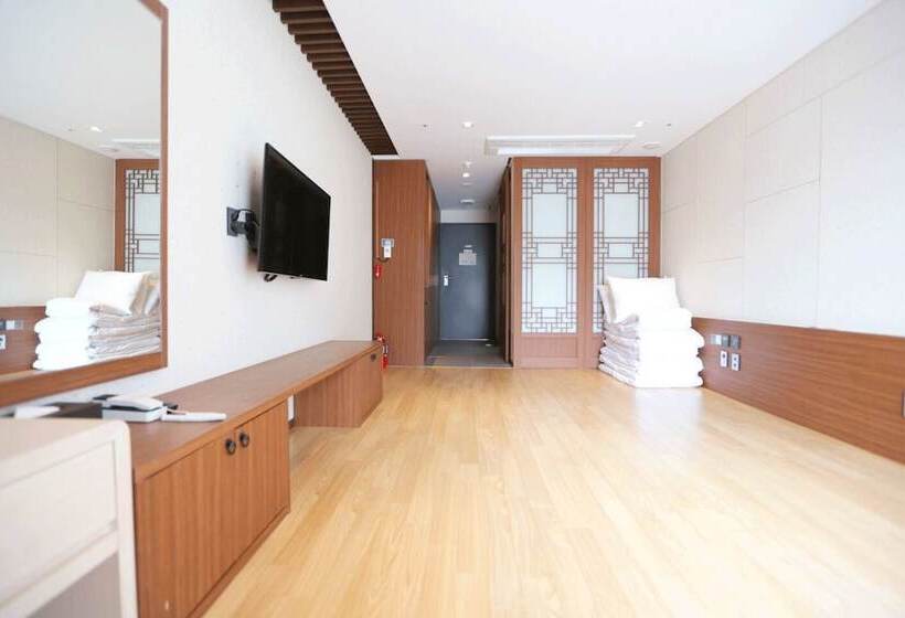 Номер Deluxe, Air City Jeju