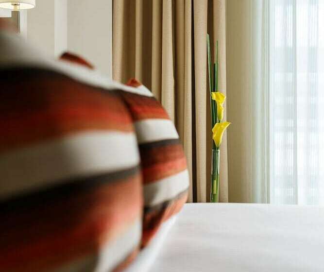 جناح, Sandal Suites By Lemon Tree Hotels
