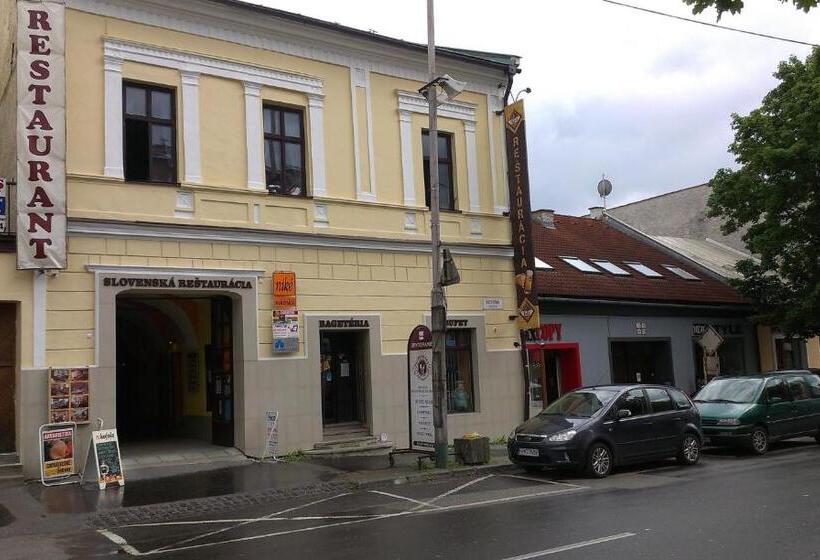 Номер Deluxe, Penzión Marína Pri Slovenskej Reštaurácii
