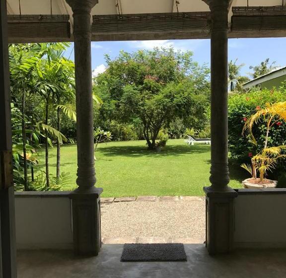 Вилла с 1 спальней и бассейном, Villa Sublime