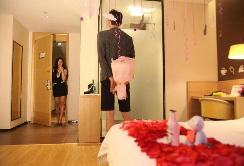 Romantic Room, Iu Hotel Xian Zhonggulou Square