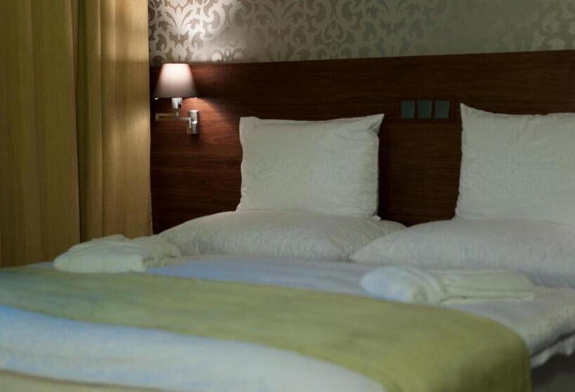 Апартаменты 1 Спальня, Wellness Hotel Löwe