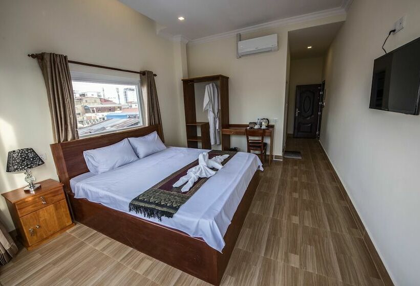 Номер Deluxe с Балконом, Phnom Penh Le Vincent
