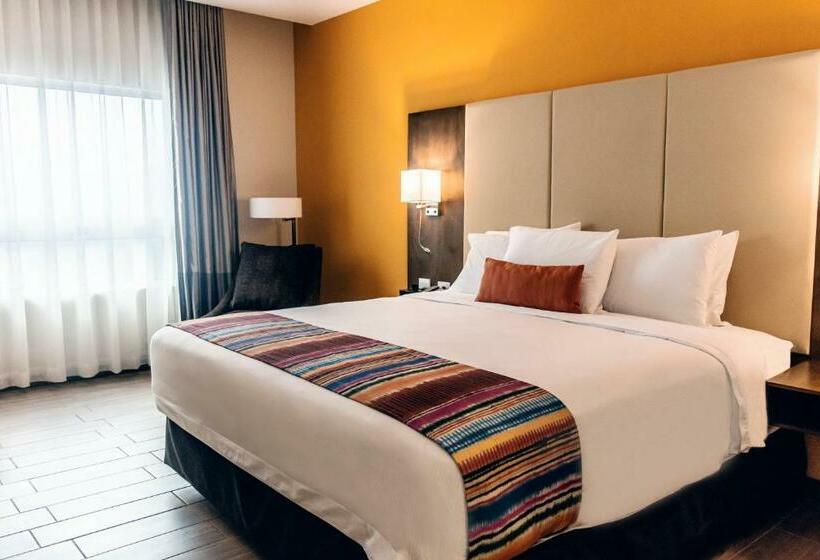 带大床的标准间, Latam Hotel Plaza Pradera Quetzaltenango